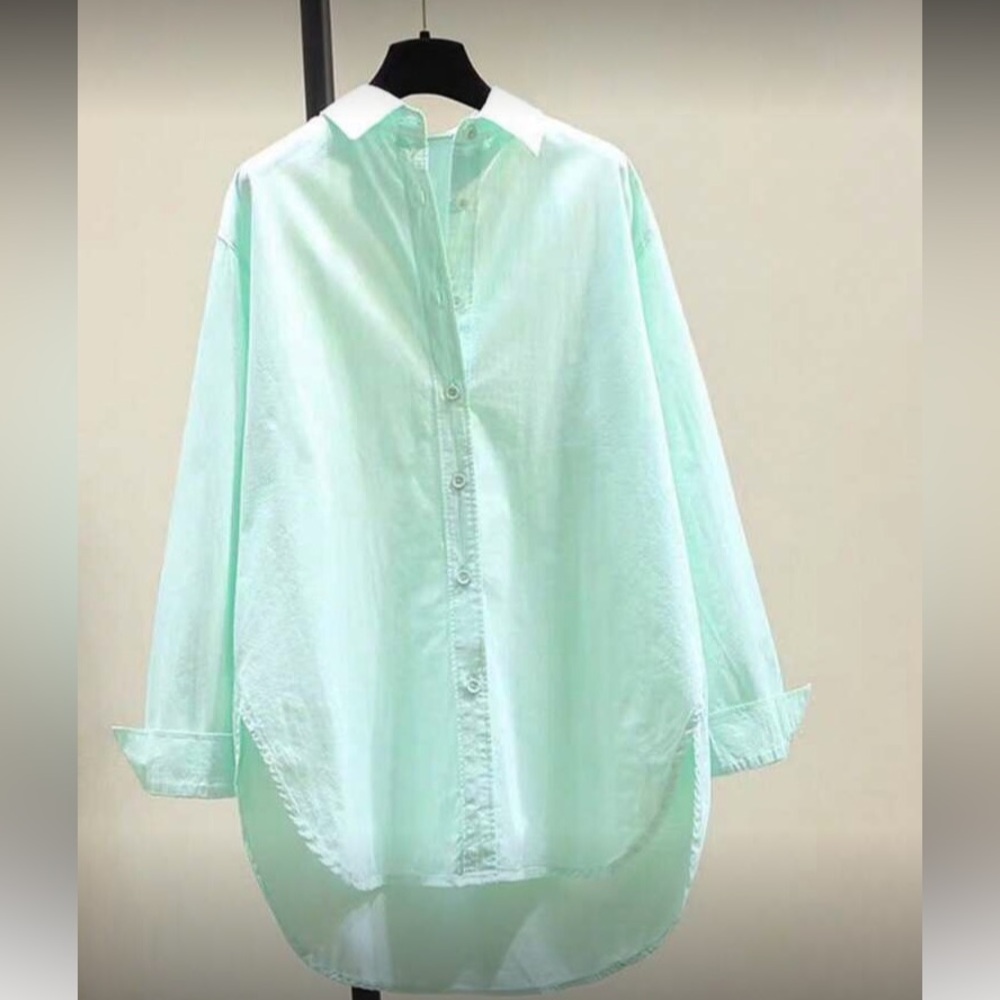 Women's Mint Button-Up Shirt with Contrast Collar